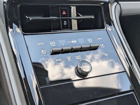 Certified 2026 Porsche Panamera 4 AWD/4WD image 17