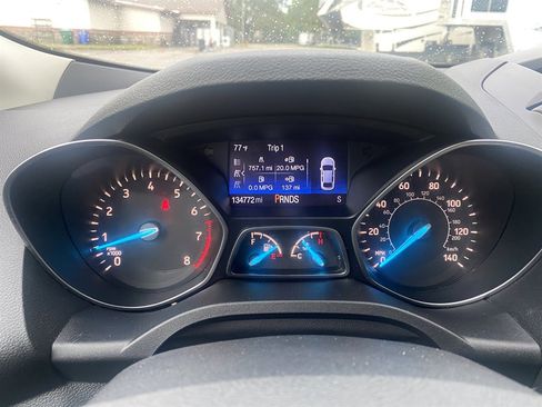 Used 2017 Ford Escape S image 19