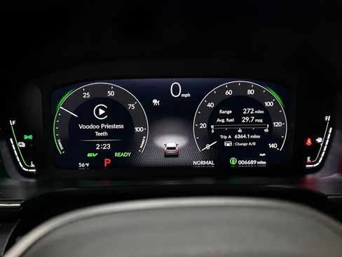 Used 2026 Honda CR-V TrailSport image 14