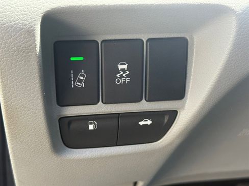 Used 2015 Acura TLX V6 w/ Technology Package FWD image 25