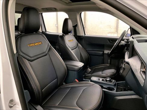 Used 2026 Ford Maverick Tremor AWD/4WD image 7