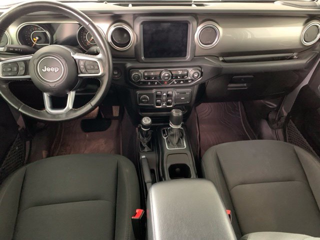 Used 2020 Jeep Gladiator Overland w/ Dual Top Group AWD/4WD image 2
