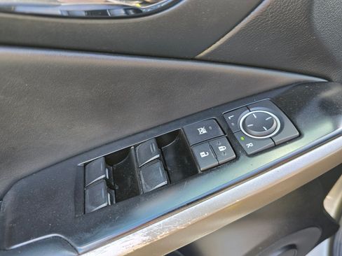 Used 2014 Lexus IS 250 w/ Navigation Package RWD image 36