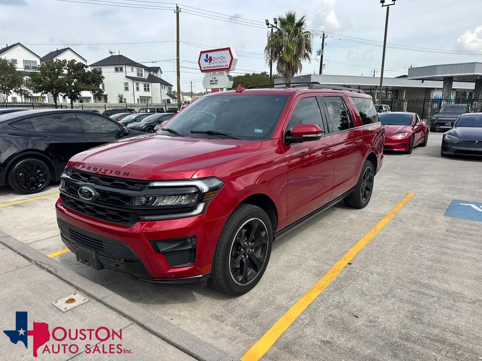 Used 2022 Ford Expedition Max Limited RWD image 1