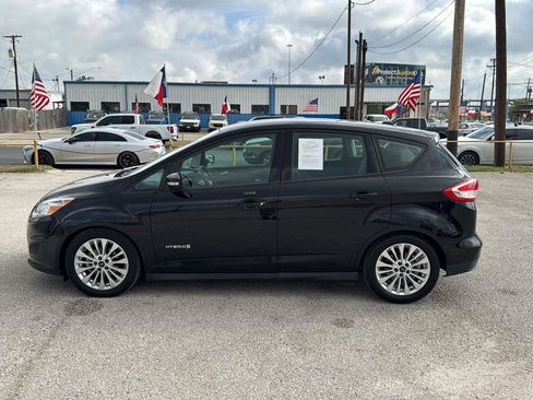 Used 2017 Ford C-MAX SE w/ Equipment Group 201A image 4