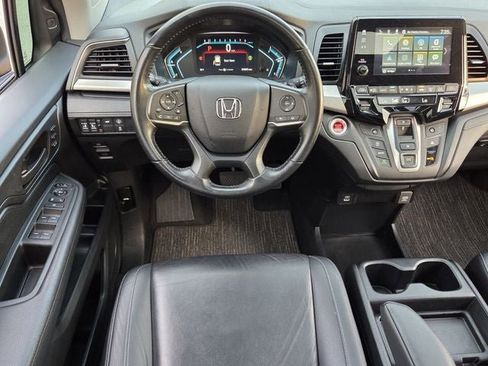 Used 2024 Honda Odyssey EX-L image 12