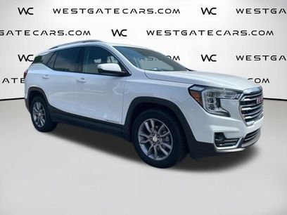 Used 2024 GMC Terrain SLT