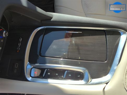 Used 2023 Buick Enclave Premium w/ Experience Buick Package image 19