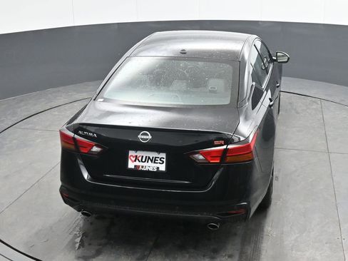 Used 2025 Nissan Altima 2.5 SR FWD image 34