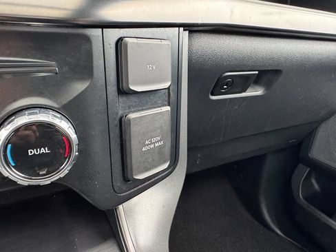 Used 2024 Ford F150 Lariat w/ Equipment Group 502A High AWD/4WD image 15