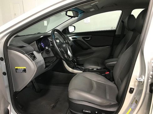Used 2016 Hyundai Elantra Limited FWD image 10
