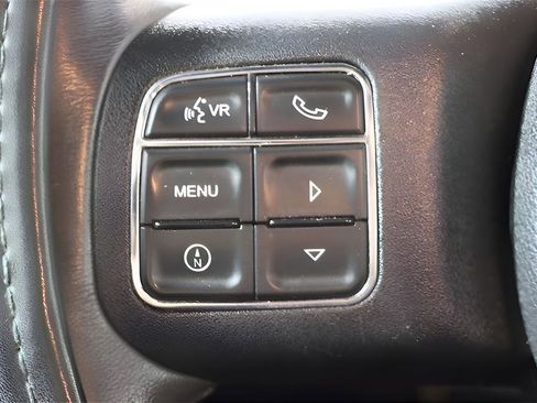 Used 2018 Jeep Wrangler Unlimited Rubicon w/ Connectivity Group image 43