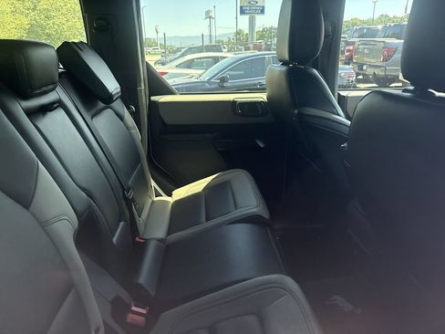 Used 2024 Ford Bronco Wildtrak AWD/4WD image 17