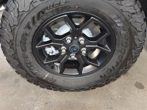 Used 2025 Jeep Wrangler Unlimited Sport S 4xe image 14