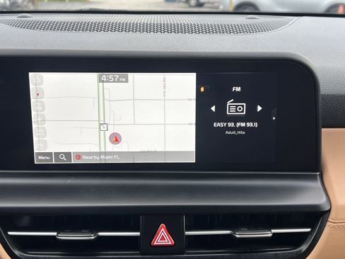 Used 2024 Kia Seltos SX image 31