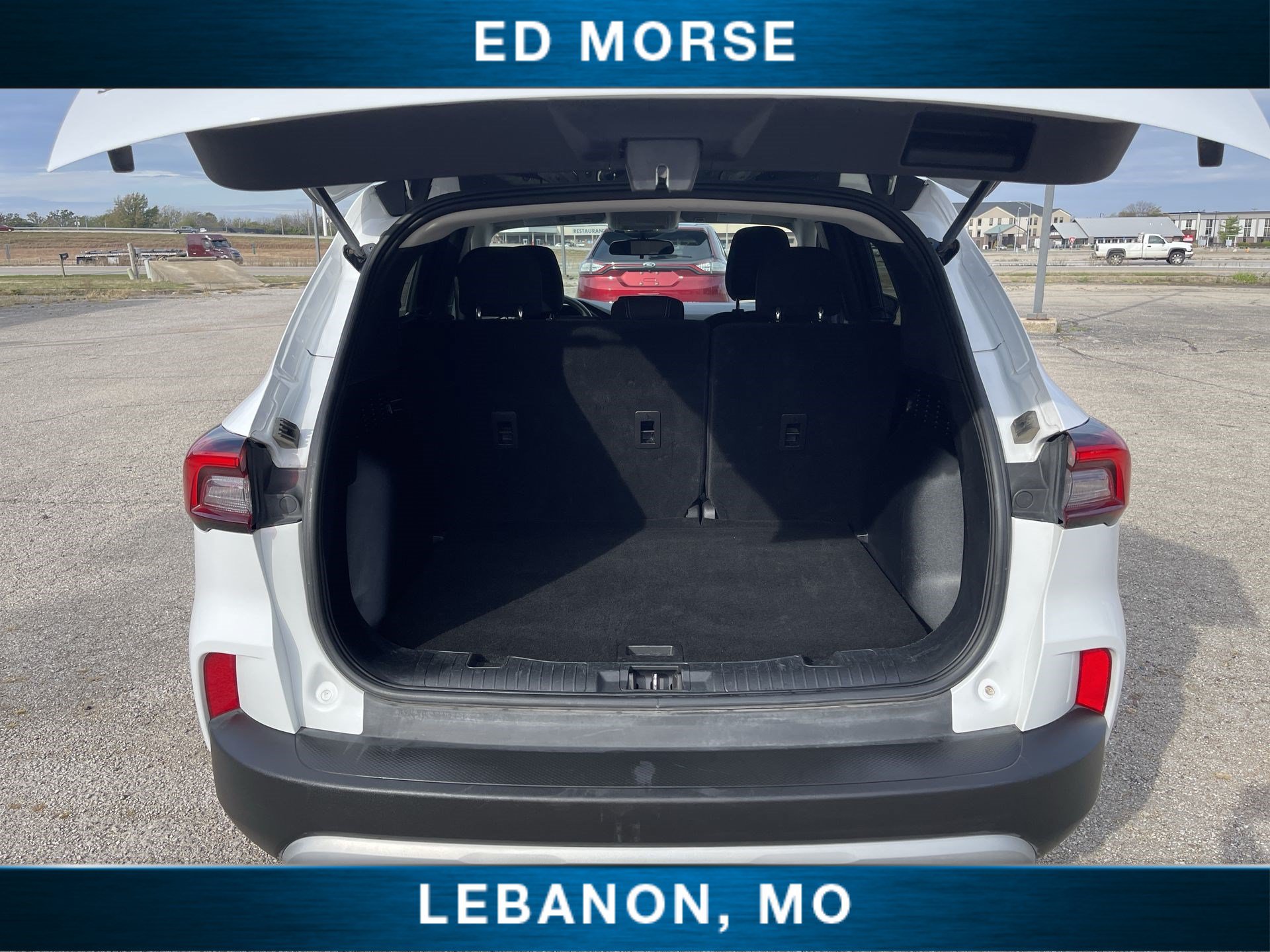 Used 2025 Ford Escape Active AWD/4WD image 24