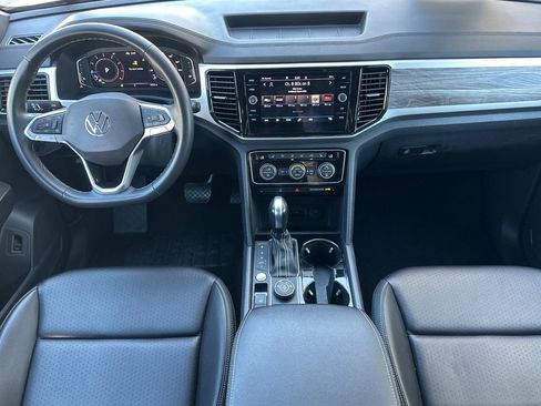 Used 2022 Volkswagen Atlas Cross Sport SE AWD/4WD image 13
