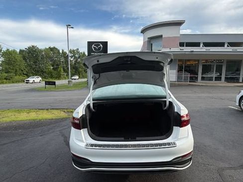 Used 2024 Volkswagen Jetta Sport FWD image 14