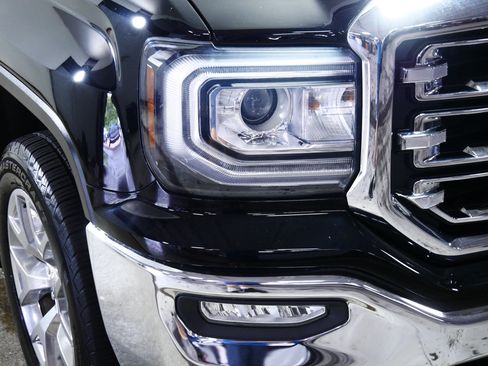 Certified 2018 GMC Sierra 1500 SLT w/ SLT Premium Package AWD/4WD image 16