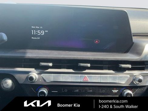 Certified 2025 Kia Telluride S image 24
