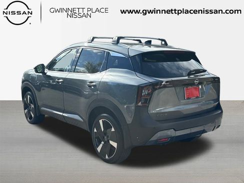 New 2026 Nissan Kicks SR image 7