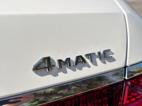 Used 2022 Mercedes-Benz S 500 4MATIC image 11