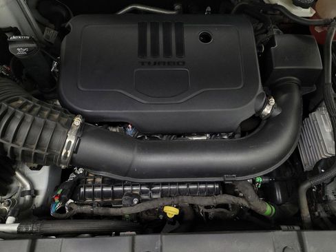Used 2022 Chevrolet Blazer LT FWD image 30