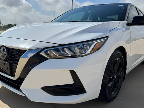 Used 2021 Nissan Sentra SV image 11