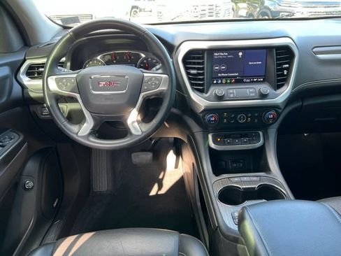 Used 2023 GMC Acadia SLT AWD/4WD image 15