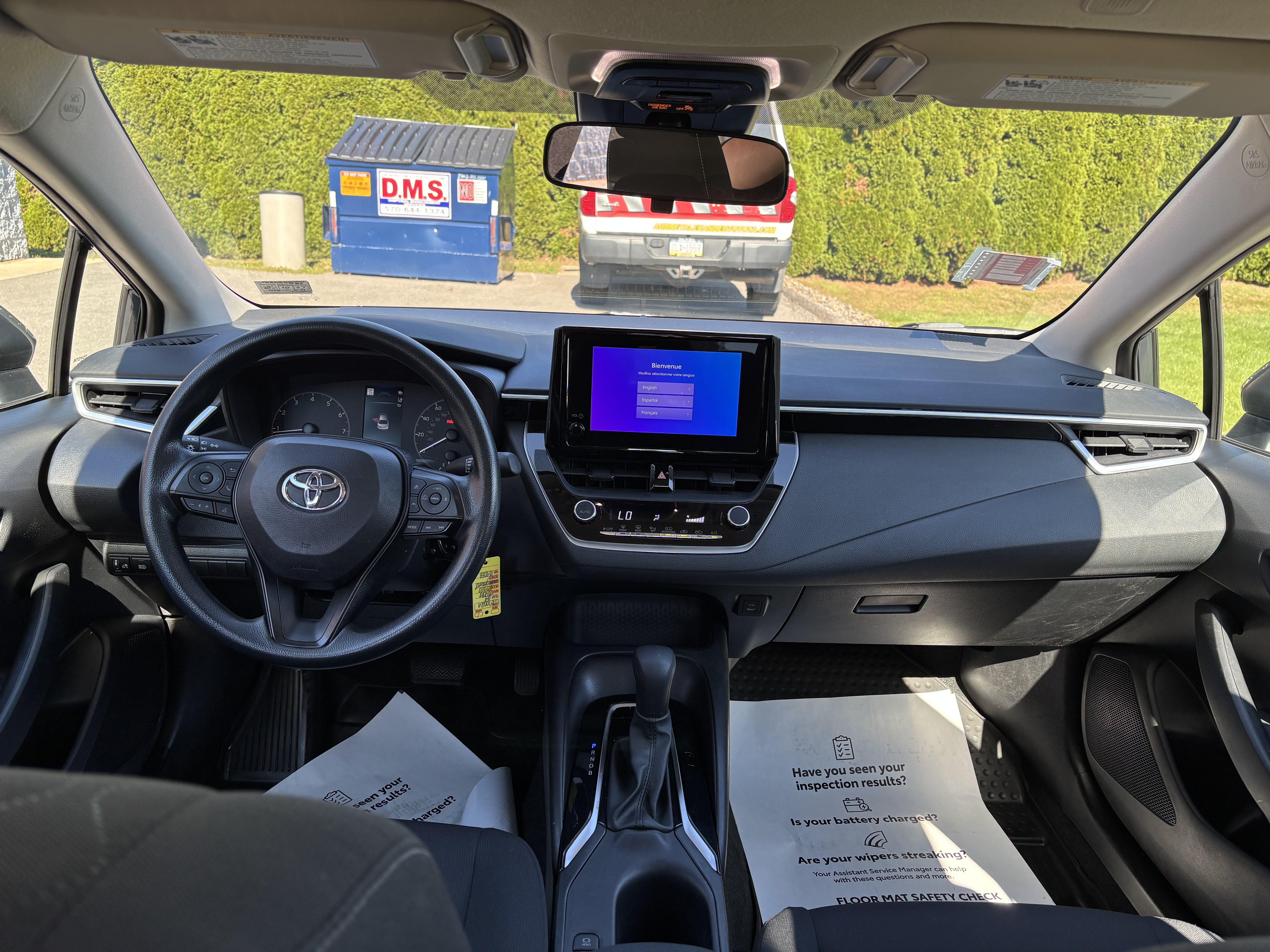 Used 2024 Toyota Corolla LE FWD image 15