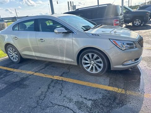 Used 2016 Buick LaCrosse Leather FWD image 4