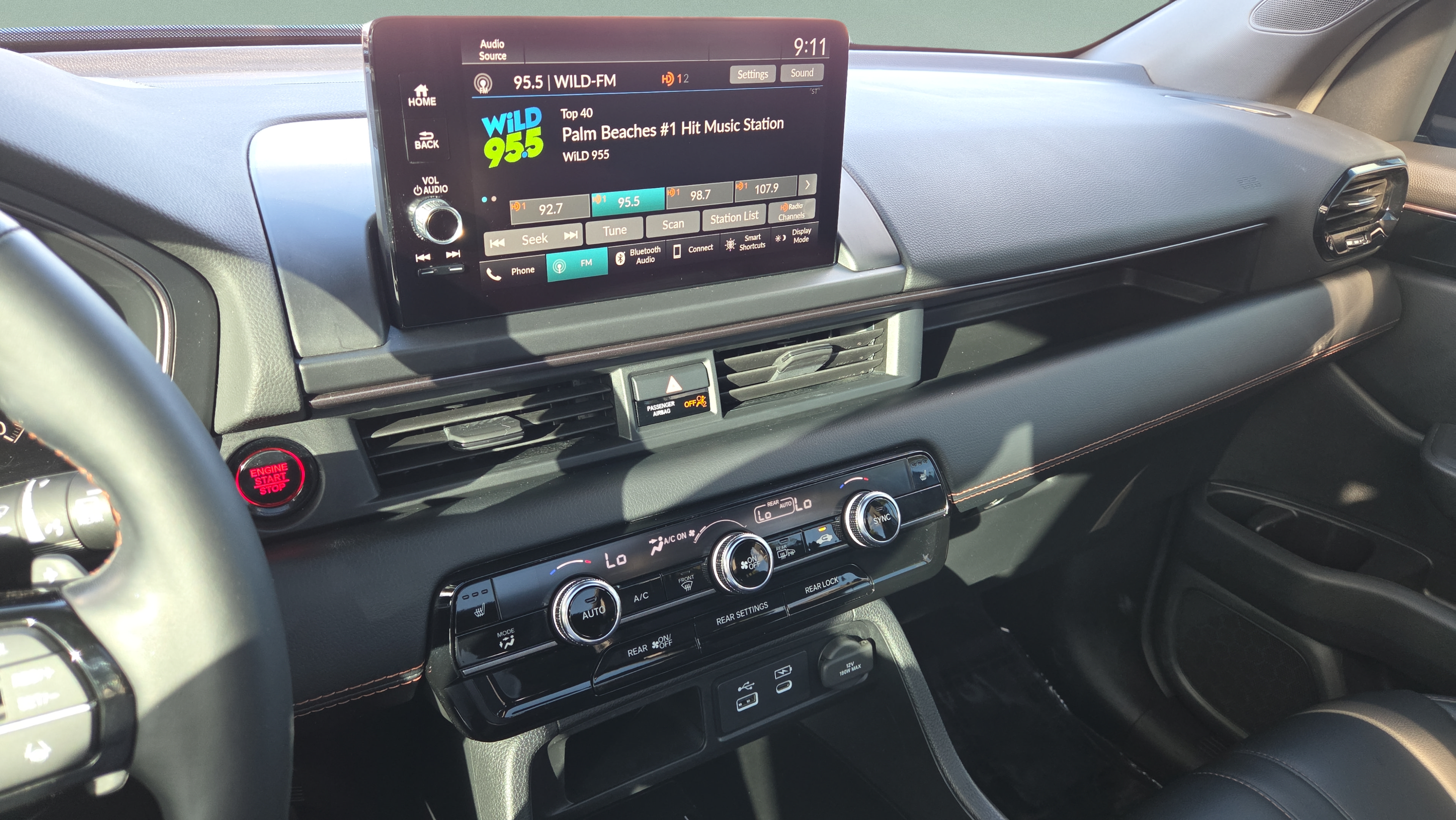 Used 2024 Honda Pilot TrailSport image 27