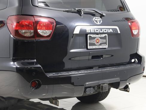 Used 2021 Toyota Sequoia Platinum image 22