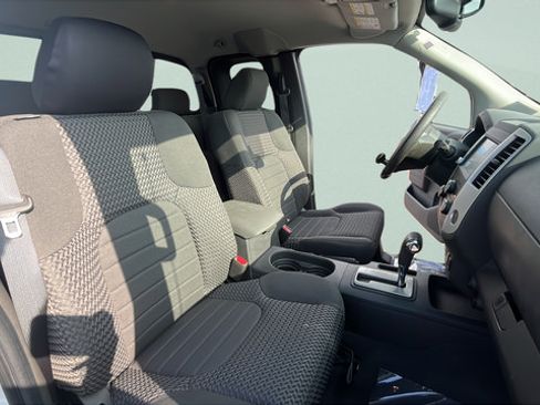 Used 2019 Nissan Frontier SV w/ Value Truck Package RWD image 26