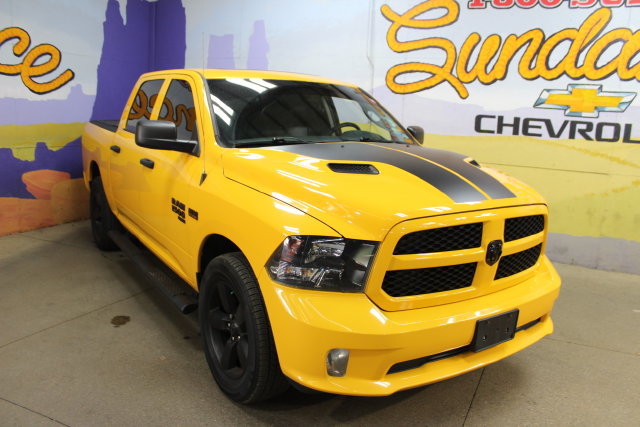 Used 2019 RAM 1500 Express w/ Wheel & Sound Group AWD/4WD image 2