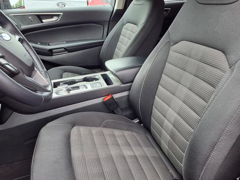Certified 2023 Ford Edge SEL w/ Convenience Package AWD/4WD image 3