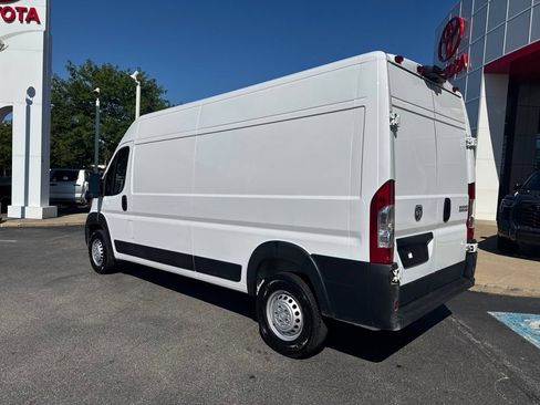Used 2026 RAM ProMaster 2500 w/ Convenience Group FWD image 3