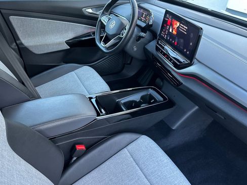 Certified 2023 Volkswagen ID.4 2WD image 17