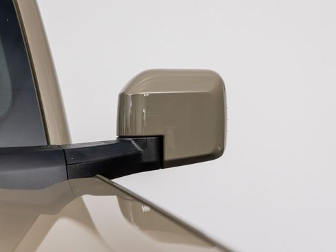Used 2025 Ford Bronco Outer Banks AWD/4WD image 7