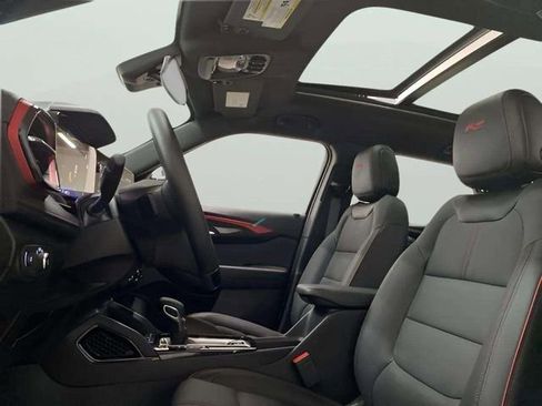 Used 2025 Chevrolet TrailBlazer RS w/ Convenience Package image 24