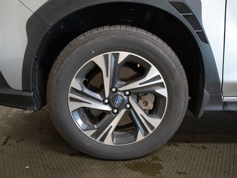 Used 2026 Subaru Crosstrek 2.0i Premium AWD/4WD image 9