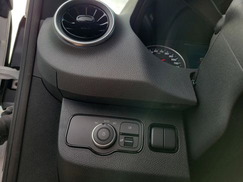 Used 2025 Mercedes-Benz Sprinter 2500 image 30