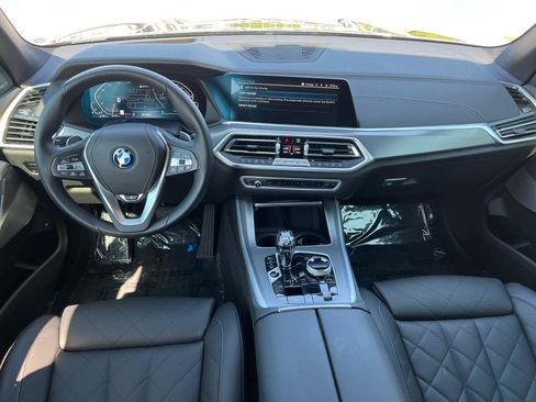 Used 2023 BMW X5 xDrive45e w/ Executive Package AWD/4WD image 23
