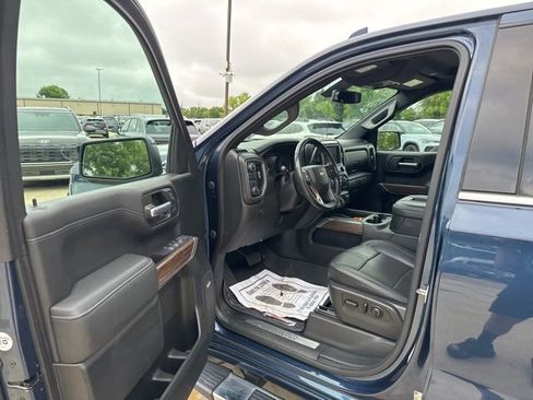 Used 2020 Chevrolet Silverado 1500 High Country w/ Z71 Off-Road Package AWD/4WD image 12