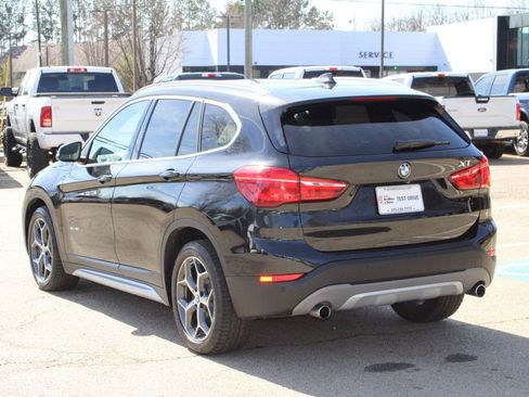 Used 2017 BMW X1 sDrive28i image 6