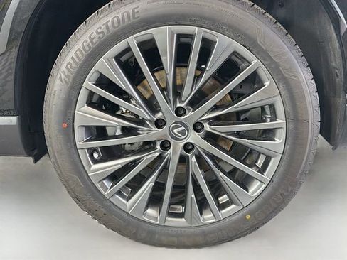 Certified 2025 Lexus RX 450h AWD w/ Convenience Package image 32