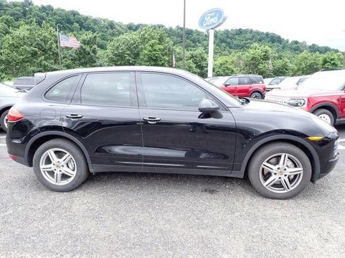 Used 2014 Porsche Cayenne S AWD/4WD image 7