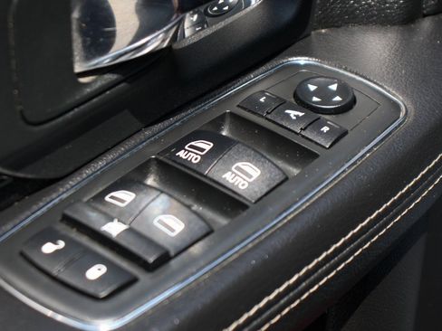 Used 2018 RAM 3500 Big Horn w/ Sport Appearance Group image 15