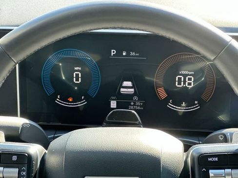 Used 2024 Hyundai Santa Fe SEL image 12