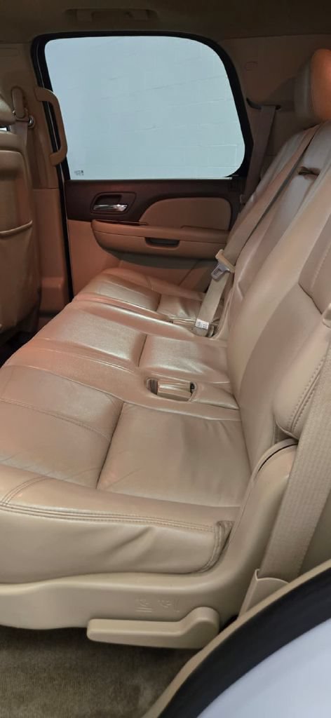 Used 2011 Chevrolet Tahoe LT AWD/4WD image 8